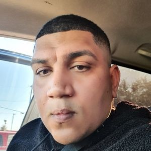 Meet your Posher, Tomas